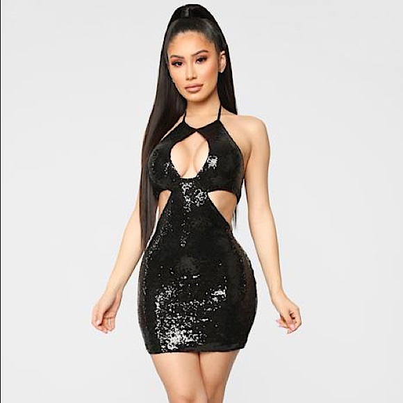NWT Fashion Nova Cut Out Mini Sequin Dress- Medium - Picture 1 of 8